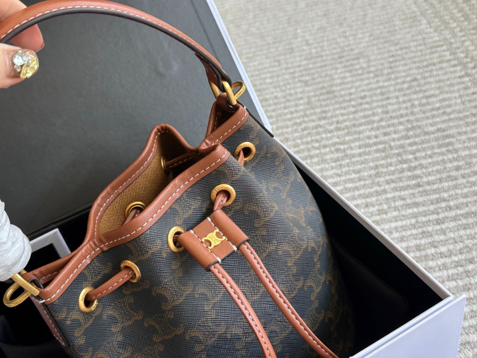 本物保証/ CELINE（セリーヌ） Small bucket bag☆バケツバッグ セリーヌ CELINE CELINE バッグ Small Bucket スモール バケット