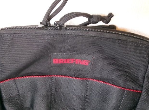 BRIEFING　ブリーフィング　斜めがけ　ショルダーバッグ　多機能
