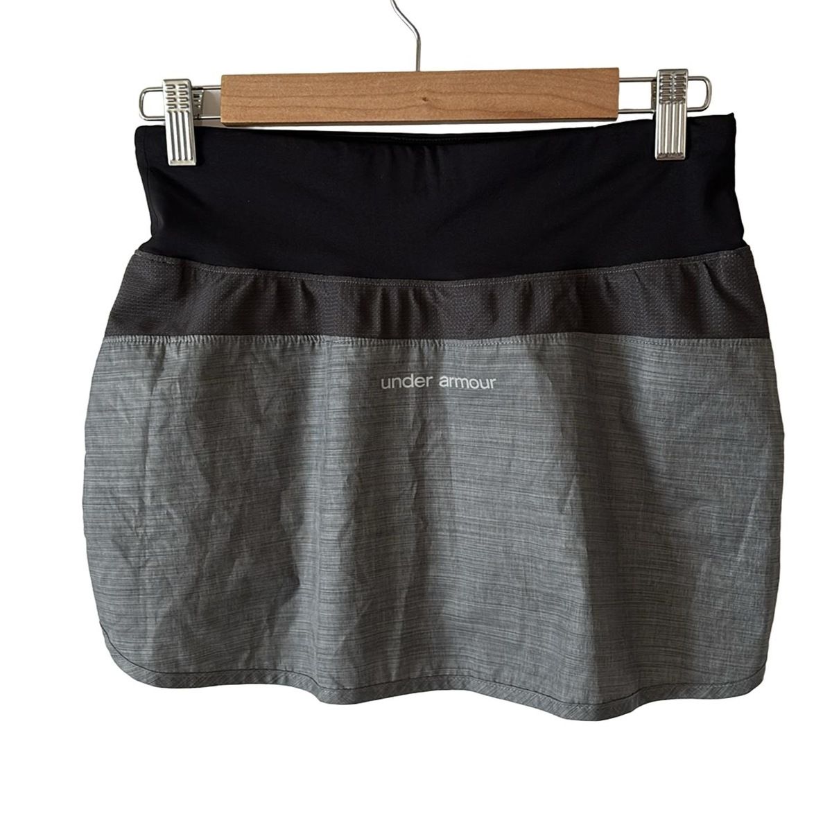 UNDER ARMOUR(アンダーアーマー) ミニスカート レディース新品