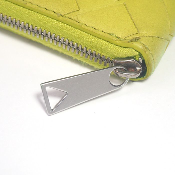 ボッテガ・ヴェネタ BOTTEGA VENETA イントレチャート ラウンド  