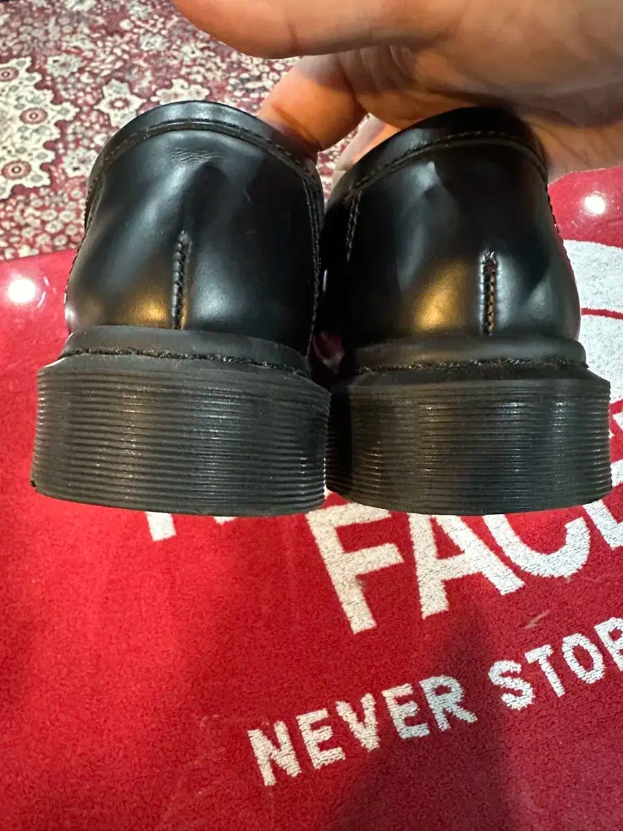 MARTENS ドクターマーチン