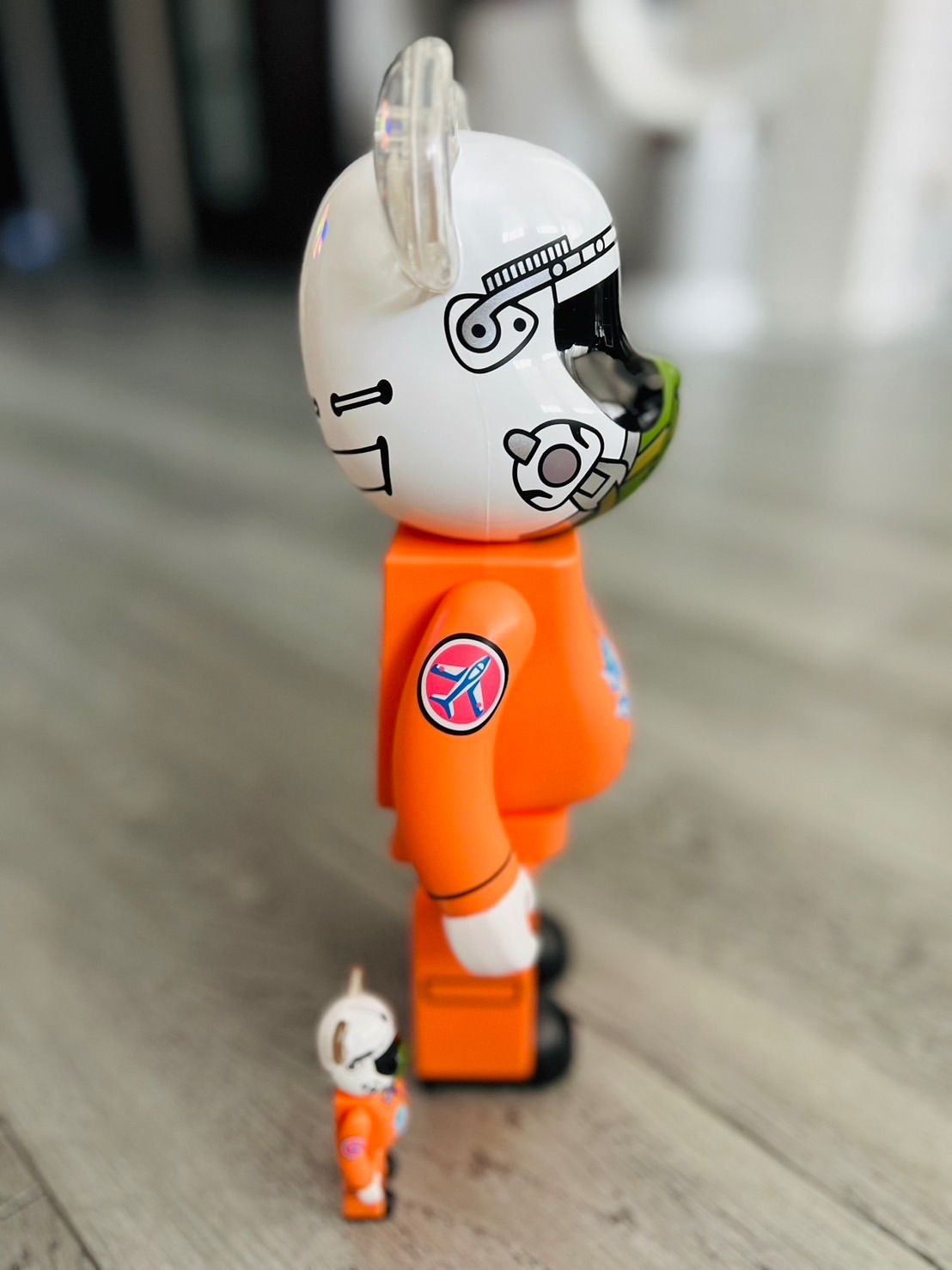 ベアブリック】「空中機動研究班」F-86F BE@RBRICK100%&400% ベアブリック】「空中機動研究班」設立60周年記念 ブルー