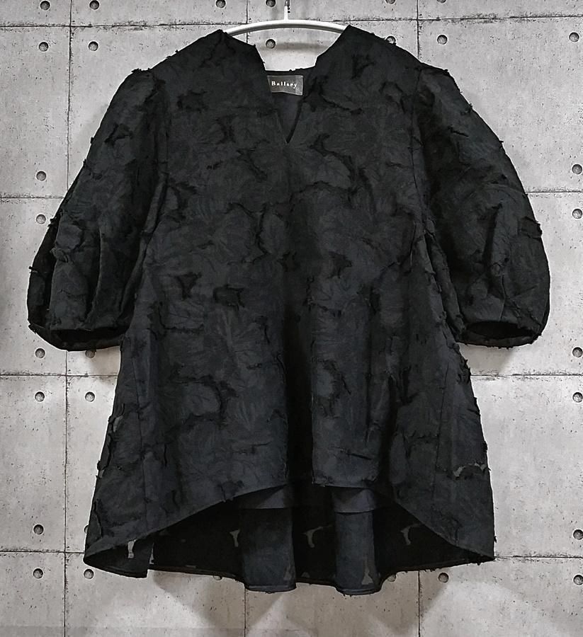 Ballsey ブルームカットジャカード パフスリーブブラウス S