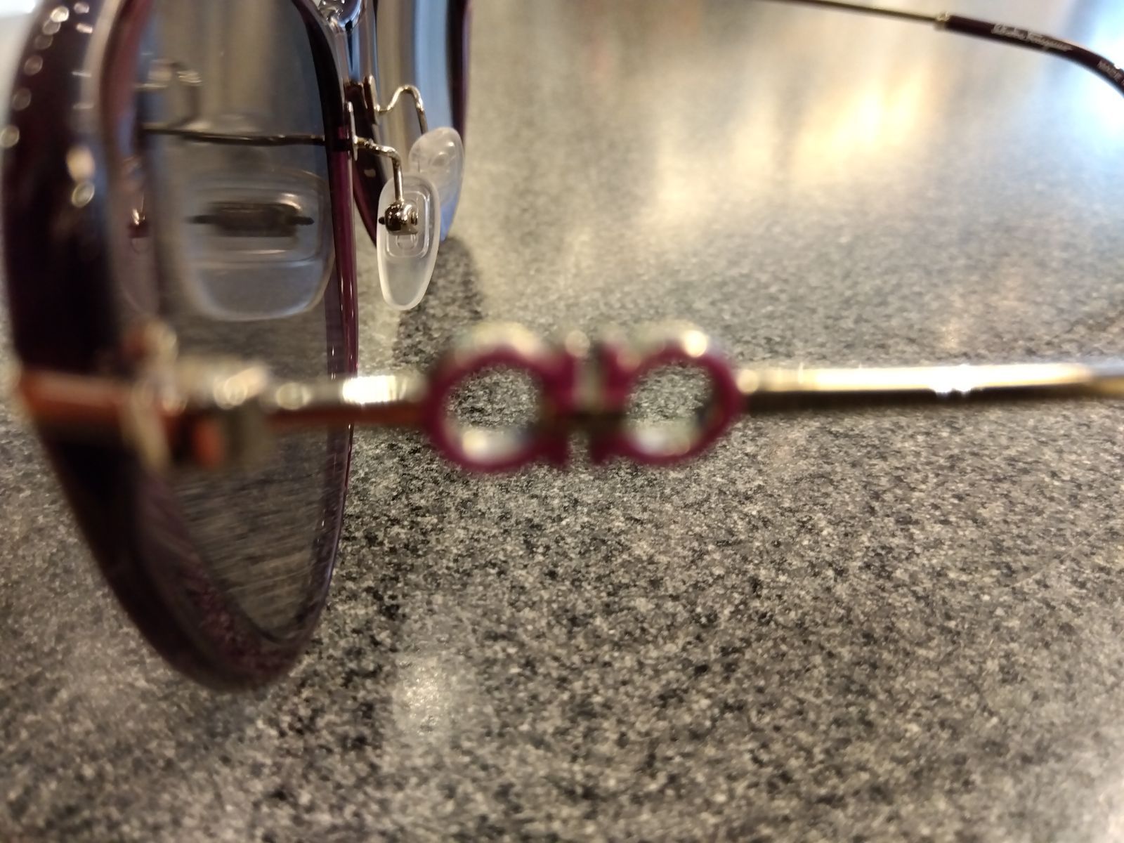 フェラガモ サングラス