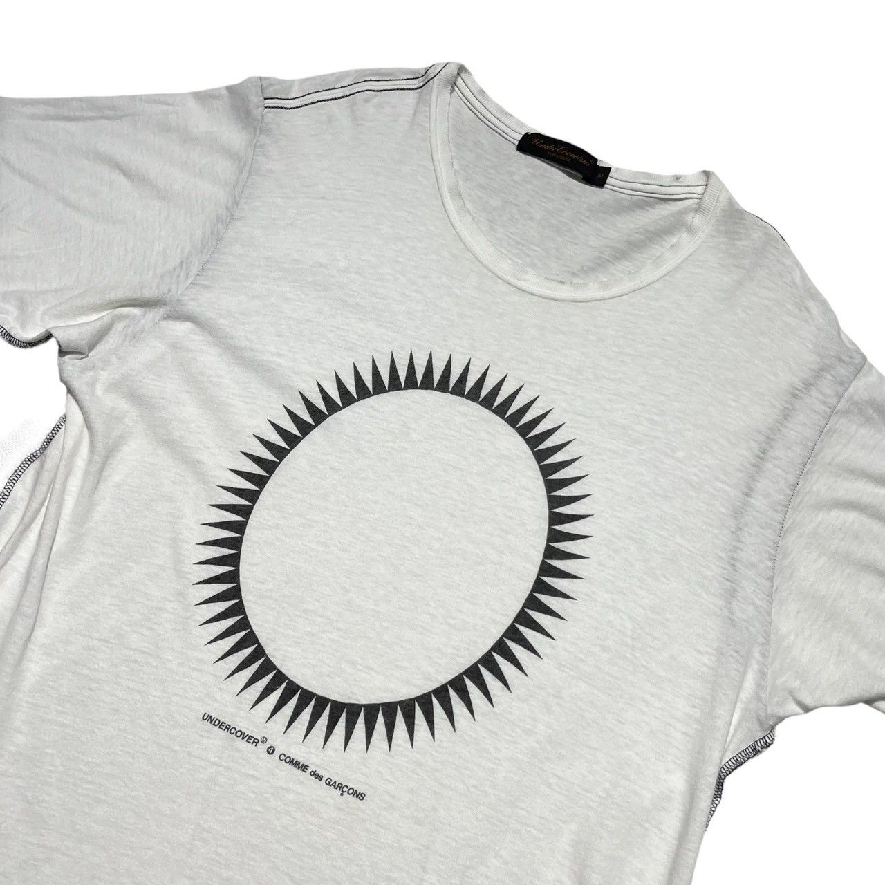 UNDERCOVERISM × COMME des GARCONS(アンダーカバーイズム×コムデギャルソン) 03SS 「SCAB」　GIZ CIRCLE T-SHIRT スキャブ ギズ サークル Tシャツ コラボ M ホワイト×ブラック 少数生産 稀少品