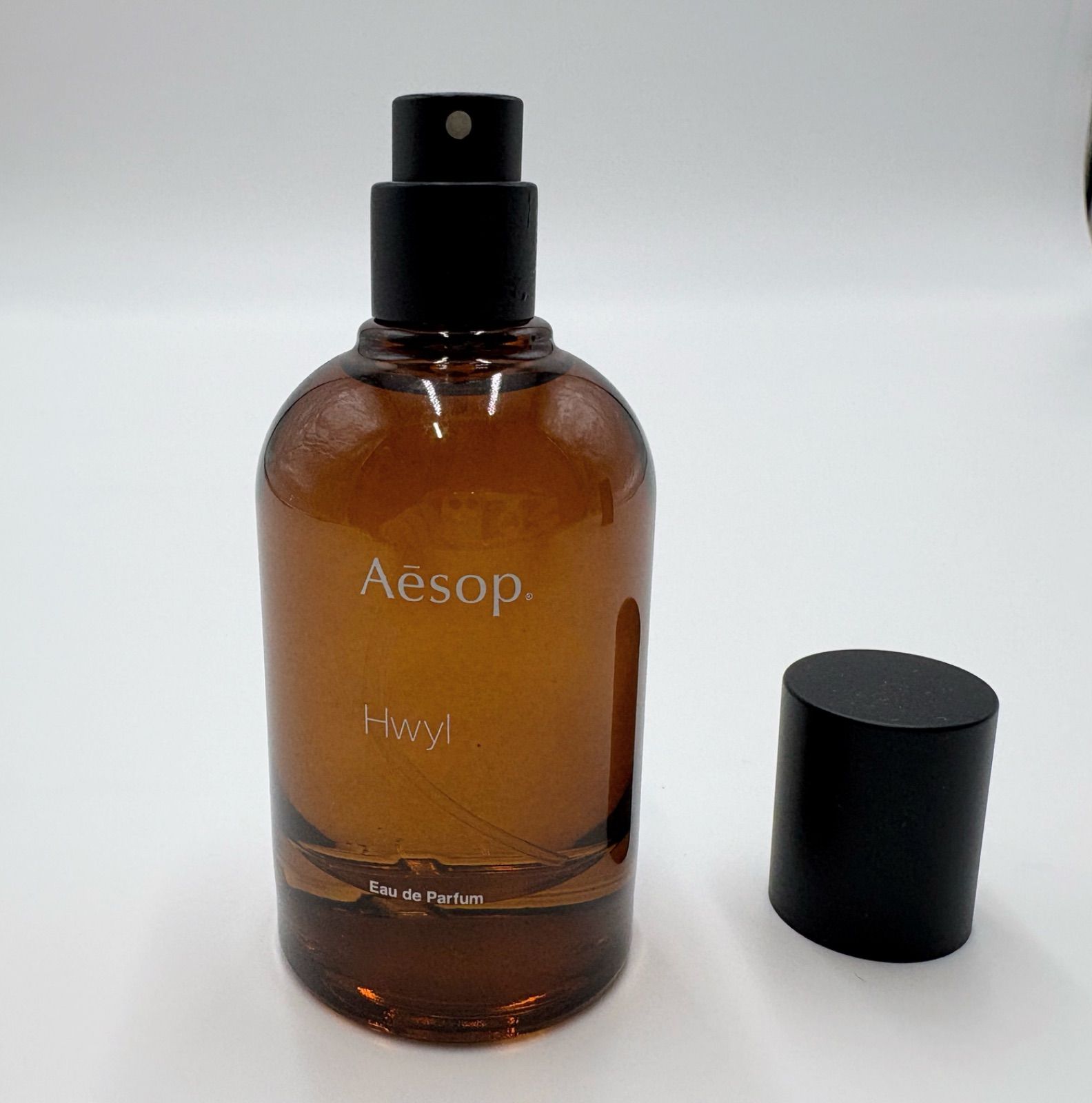 イソップ　ヒュイル　Aesop Hwyl Hwyl Eau de Parfum | Aesop