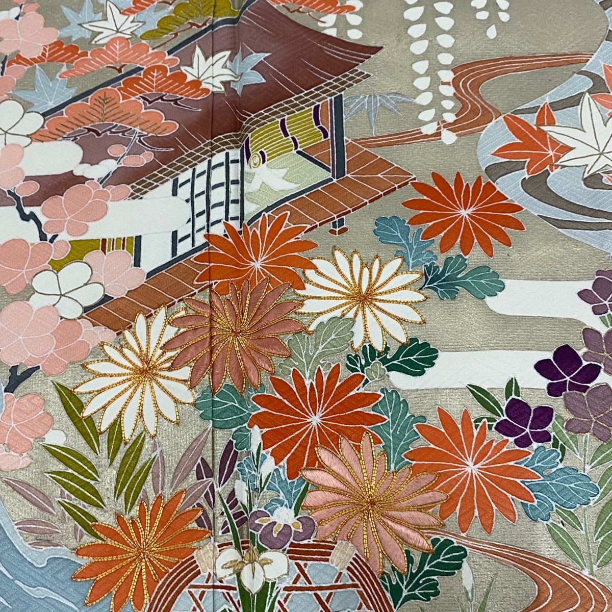 金彩