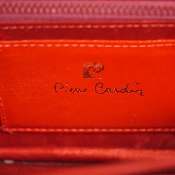 Pierre Cardin 赤 ショルダーバッグ Pierre cardin ビッグPロゴ本革チェーンショルダーバッグ（赤