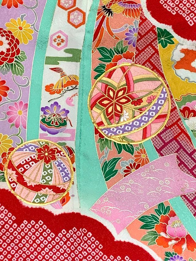 金駒刺繍 絵羽付け