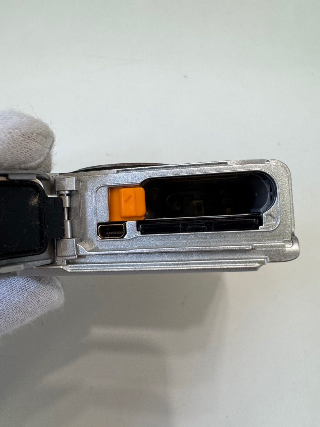 デジタルカメラ 青ブルー