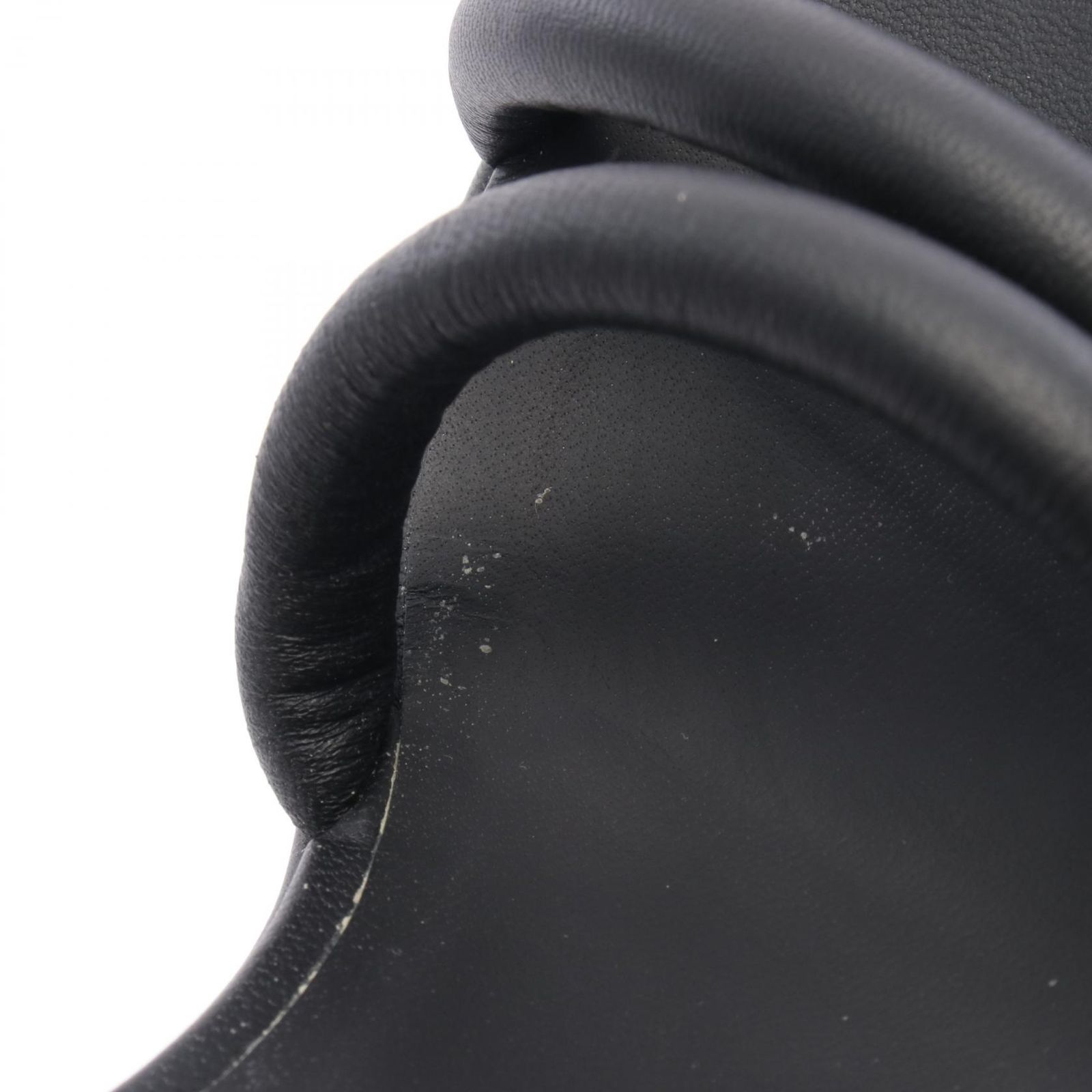 レザー ブラック