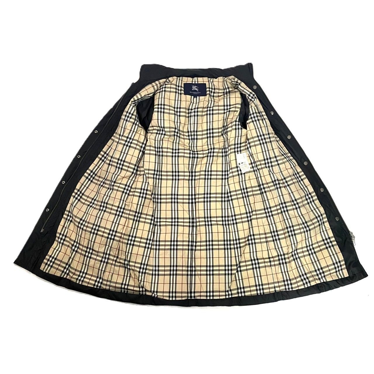 BURBERRY】FR086-797-09 サイズ 40 ダウンジャケット ナイロン