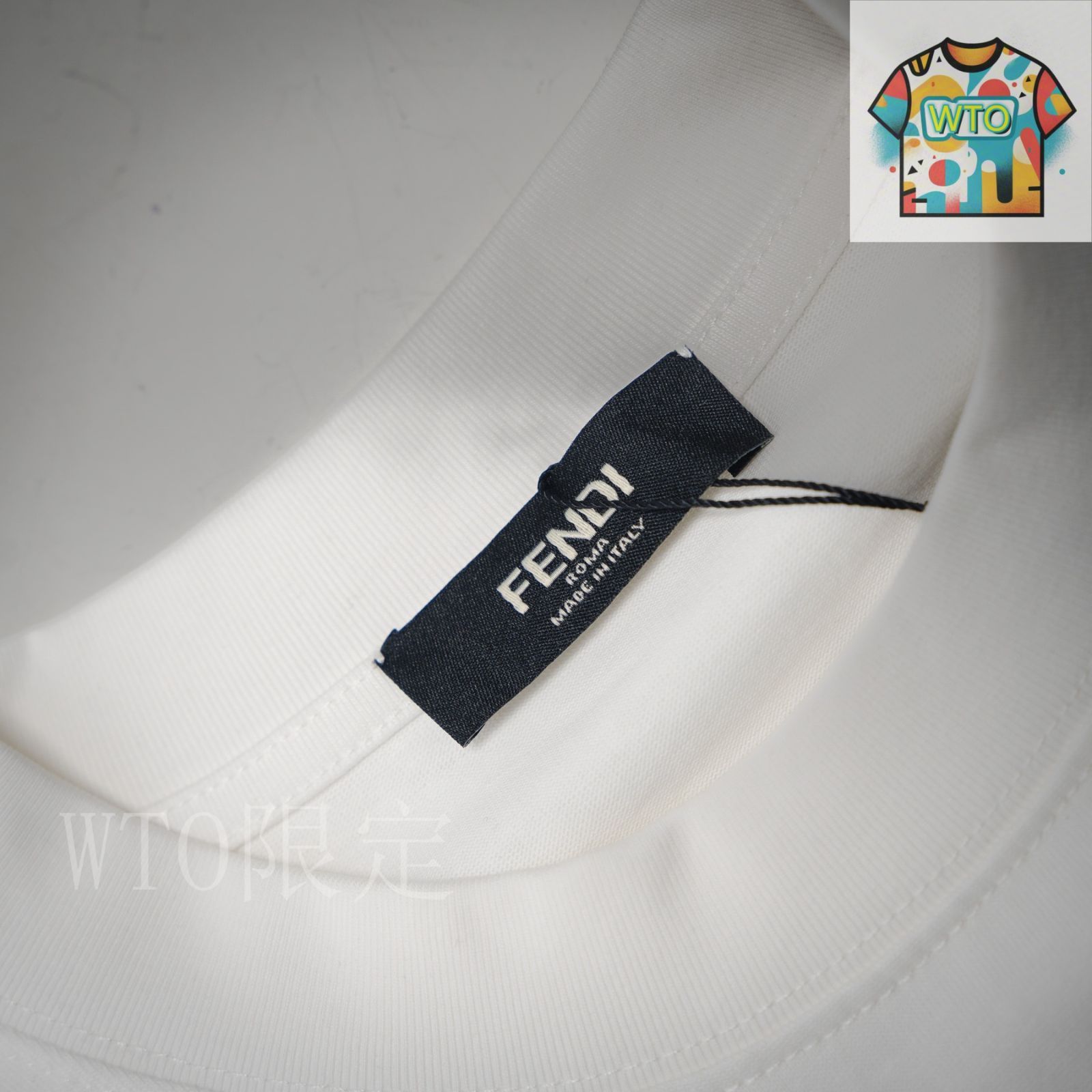 ◆FENDI 最新作◆ロゴ入りジップポケット スケーター風Tシャツ◆ 今日特価】Fendi 25ss ポケットジップロゴ T シャツ-1 - メルカリ