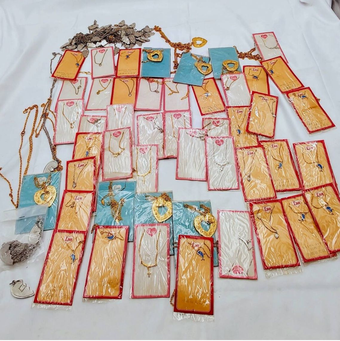 大容量 ? イミテーション アクセサリーまとめ 約814g ネックレス ペアチャーム ハート ドルフィンなど多数