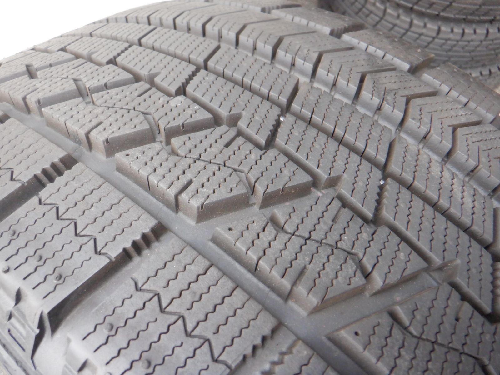 ４本 ブリヂストン