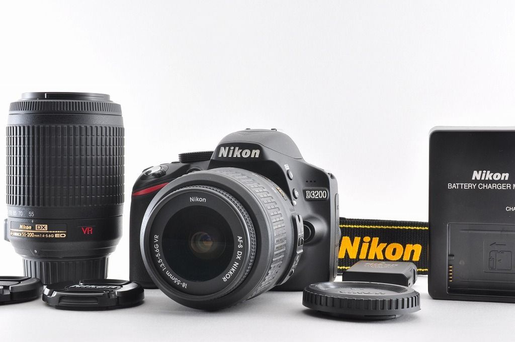 シャッター回数1771回 ニコン Nikon D3200 デジタル一眼レフ 2420万画素 ダブルズームレンズキット 18-55mm - 55-200mm