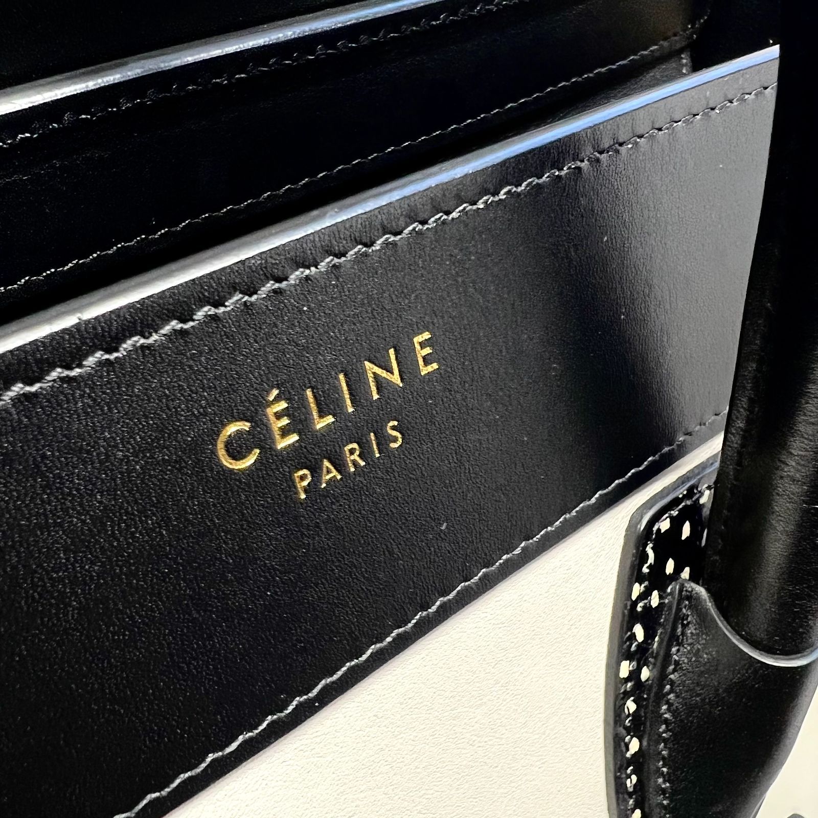 CELINE／セリーヌ ラゲージ マイクロ ハンドバッグ パイソン - メルカリ