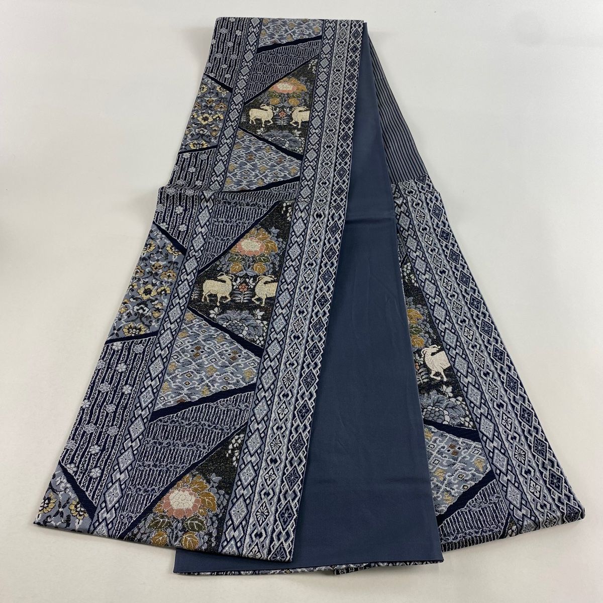 ZMKC鳥好きさんお待たせしました　六通太鼓柄袋帯 九寸　尾長鳥 袋帯 名品 縞 花鳥 箔 灰色 お太鼓柄 正絹｜中古・古着