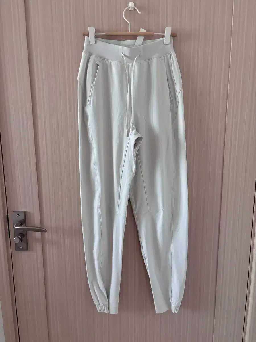 lululemon ルルレモン 夏 パンツ