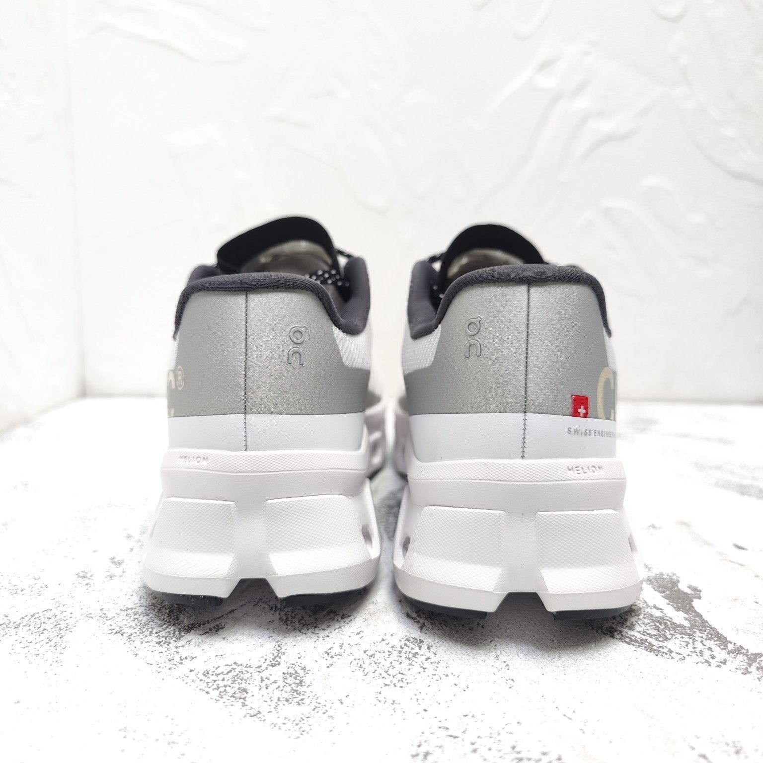 On オン Cloudmonster LADIES クラウドモンスター レディース ランニング シューズ スニーカー ジョギング マラソン 軽量 厚底 All White KIN-KAAI_COM