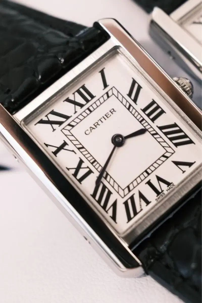 Cartier カルティエ タンク ルイ いぼ