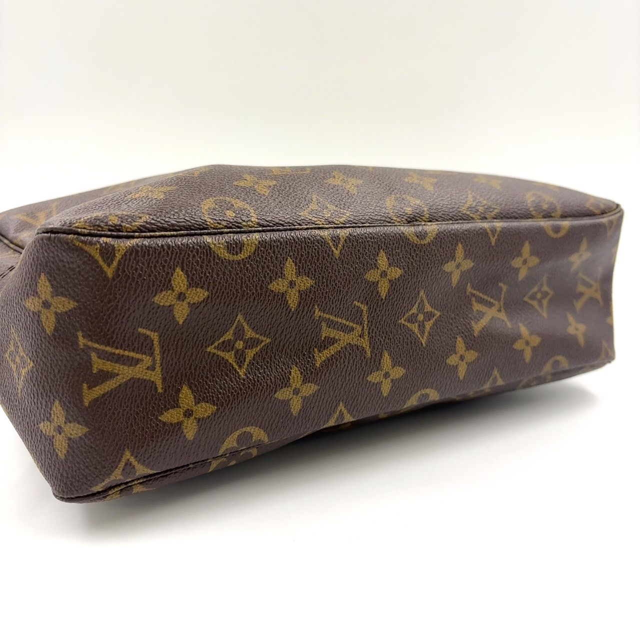 LOUIS VUITTON トゥルース トワレット28 モノグラム PVC ブラウン  