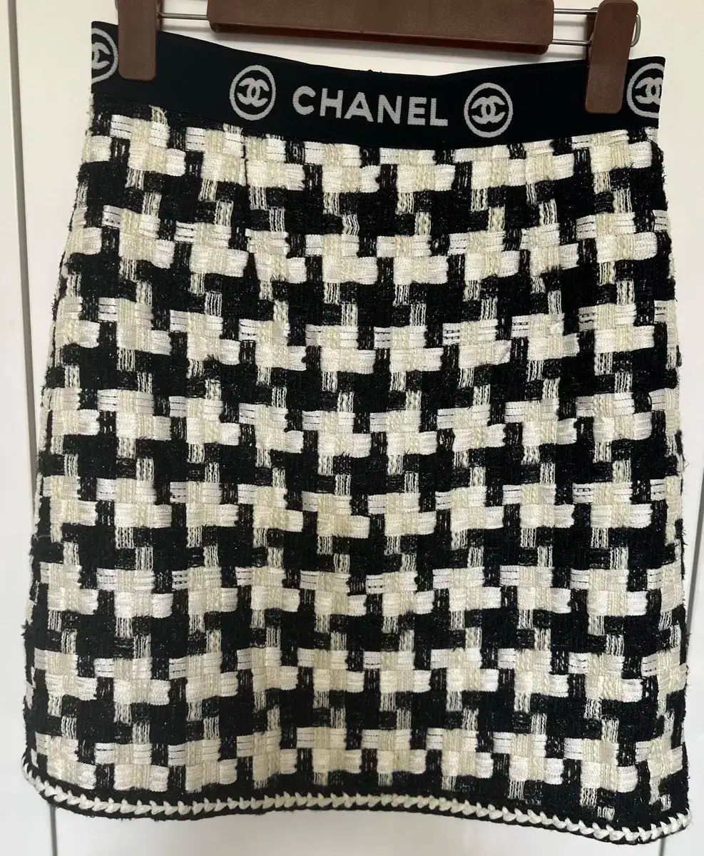 シャネルツイードウールスカート