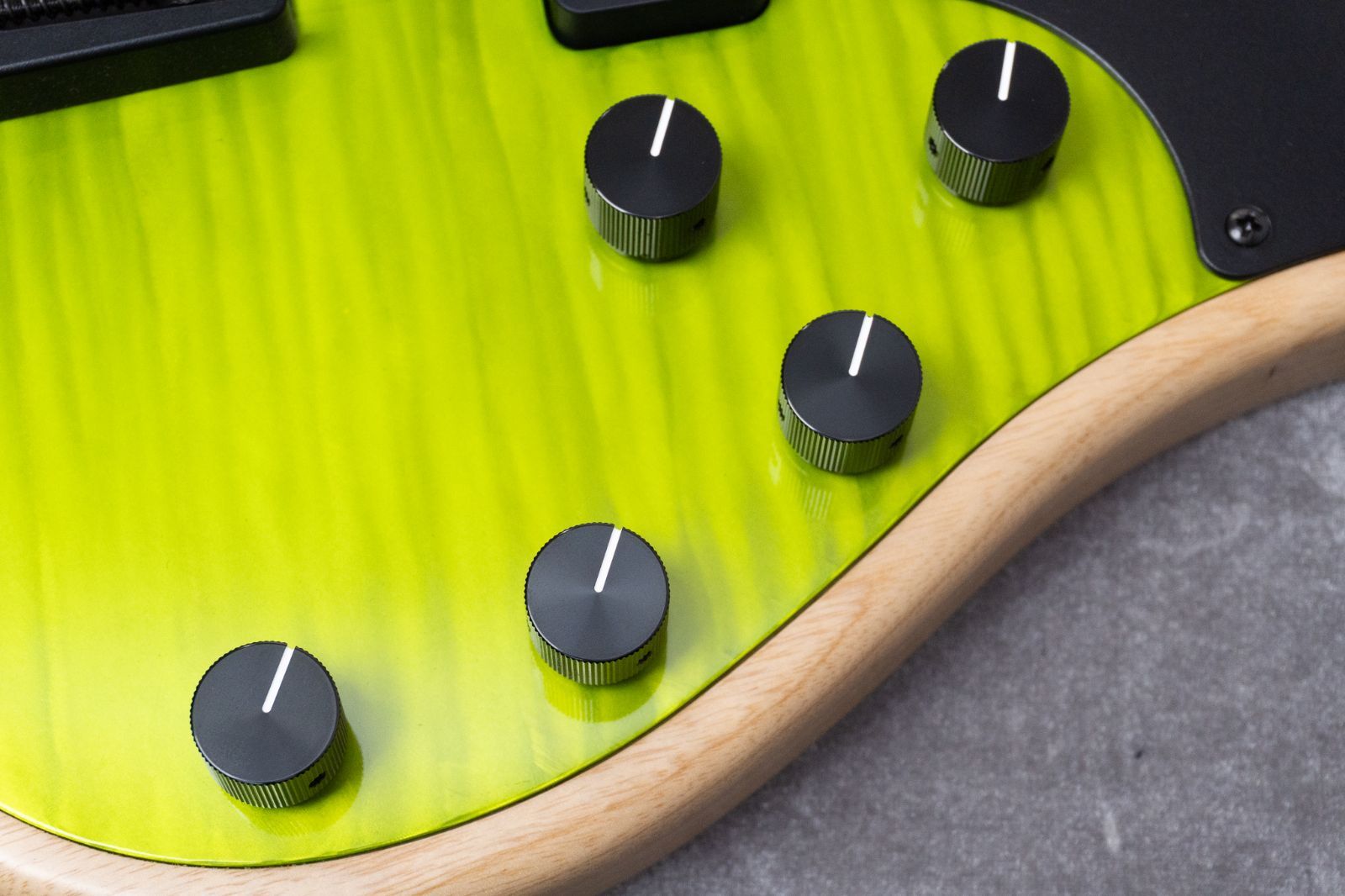 new】Alusonic / J-Special Deluxe 5 Natural - Lime Green