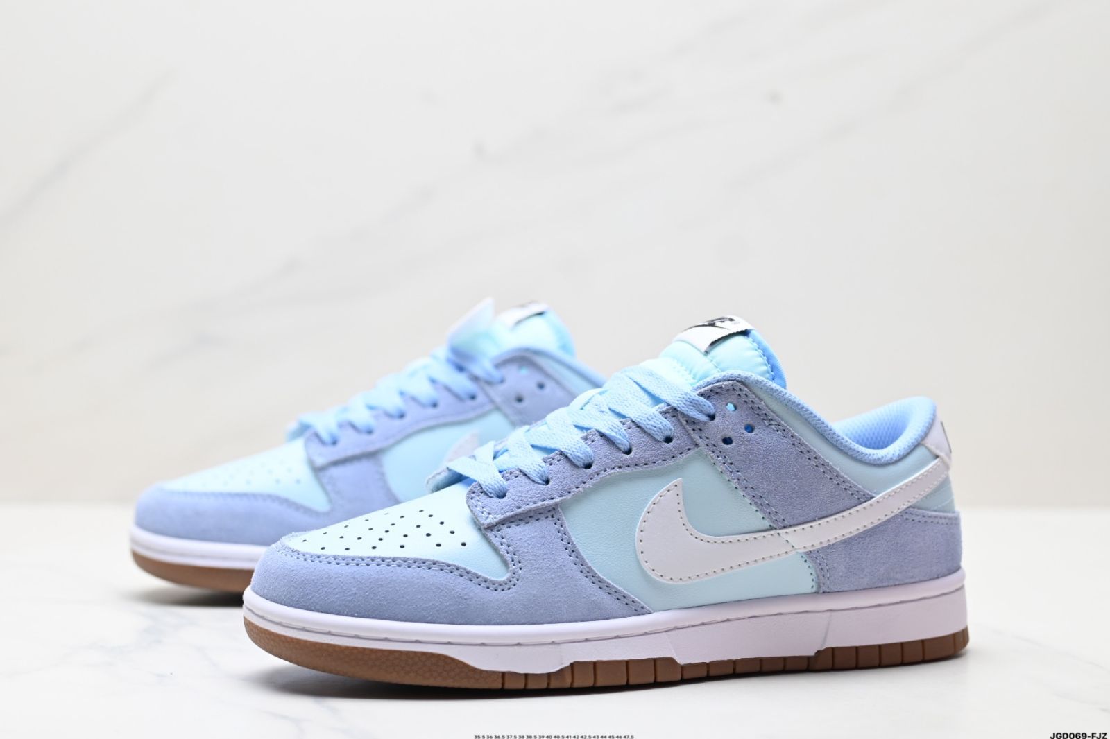 ★ Nike