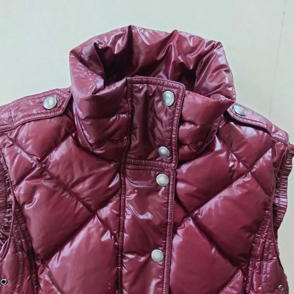 バーガンディ フィンランド