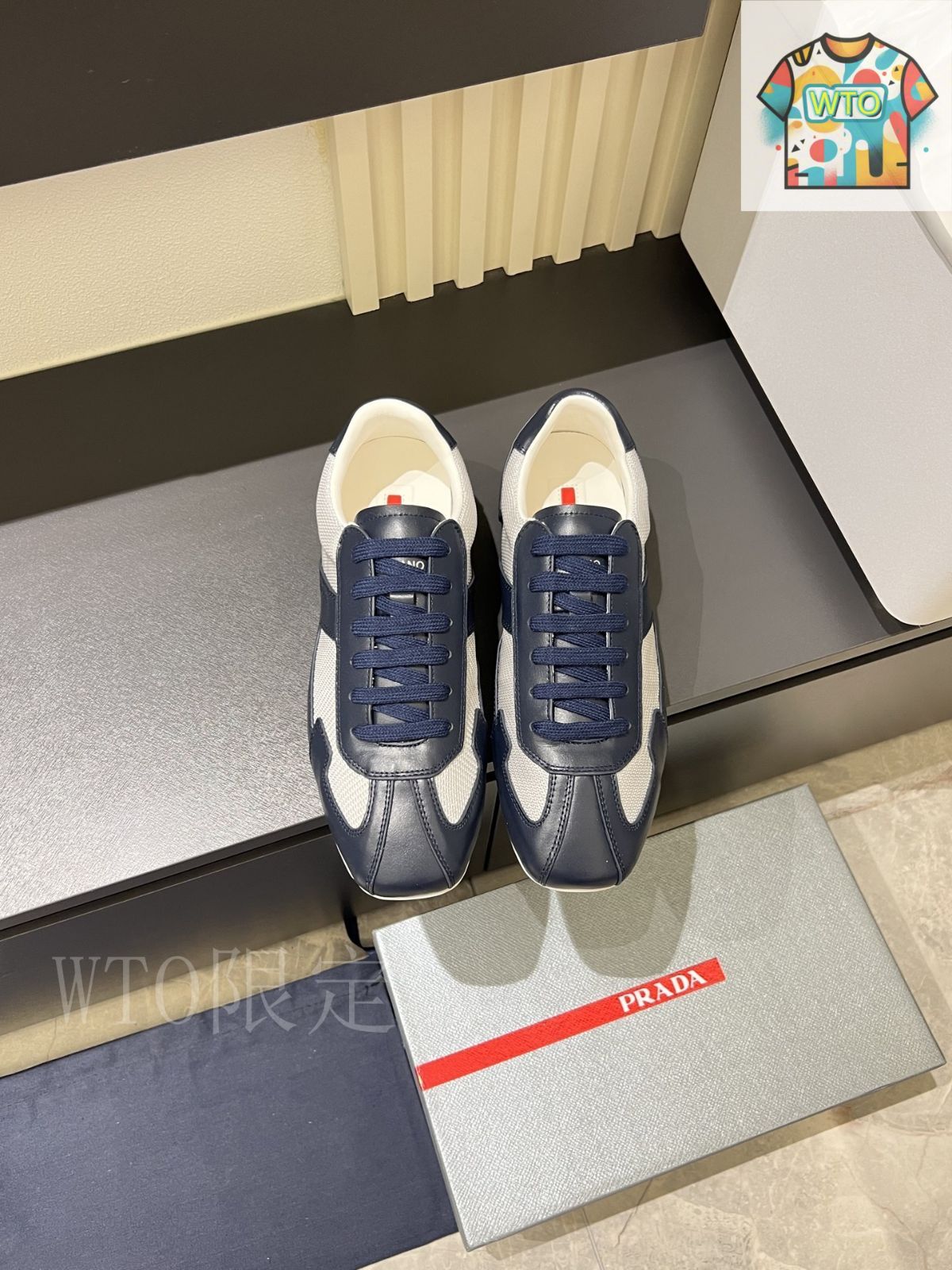 PRADA 新品未使用　メンズ　スニーカー プラダ ローカットスニーカー メンズ SIZE 9 (XL) PRADA 中古