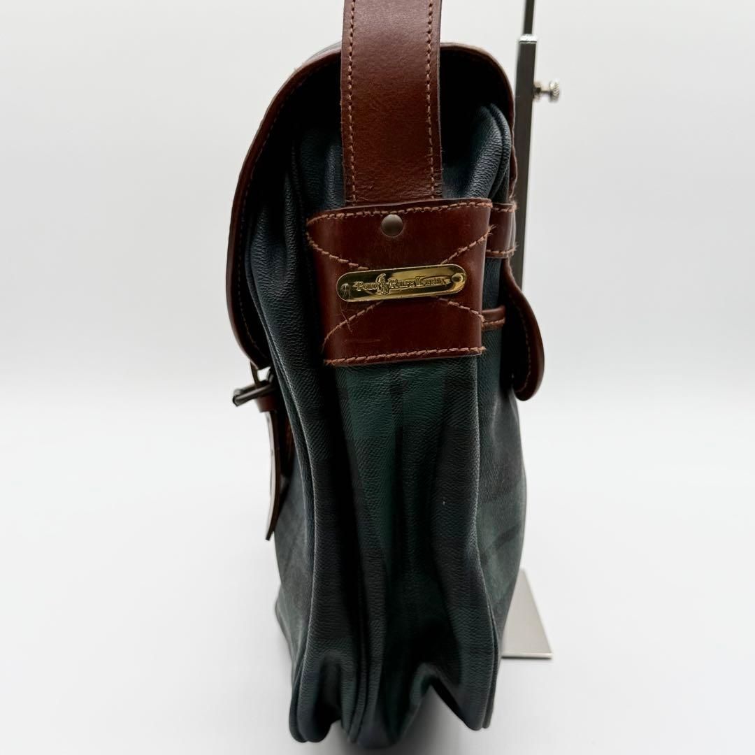 メッセンジャーバッグ