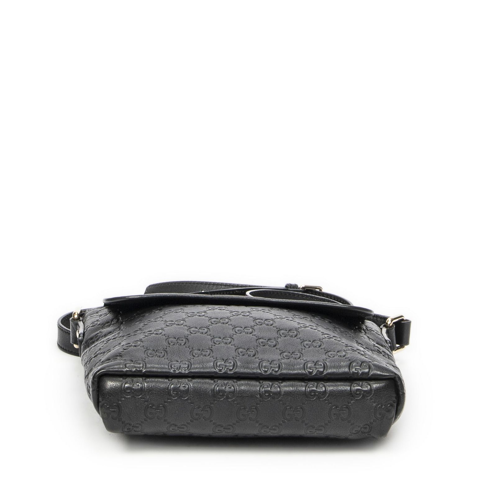 クロスボディバッグ黒グッチッシマA