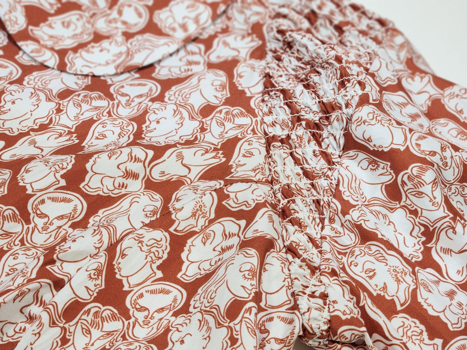 Shrimps（シュリンプス）　シルクブラウス＊ Shrimps（シュリンプス） シルクブラウス＊ - メルカリ