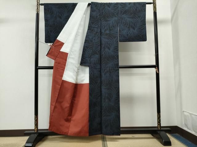 平和屋着物○結城紬 80亀甲 草木文 黒地 正絹 逸品 CAAS7293yc - メルカリ