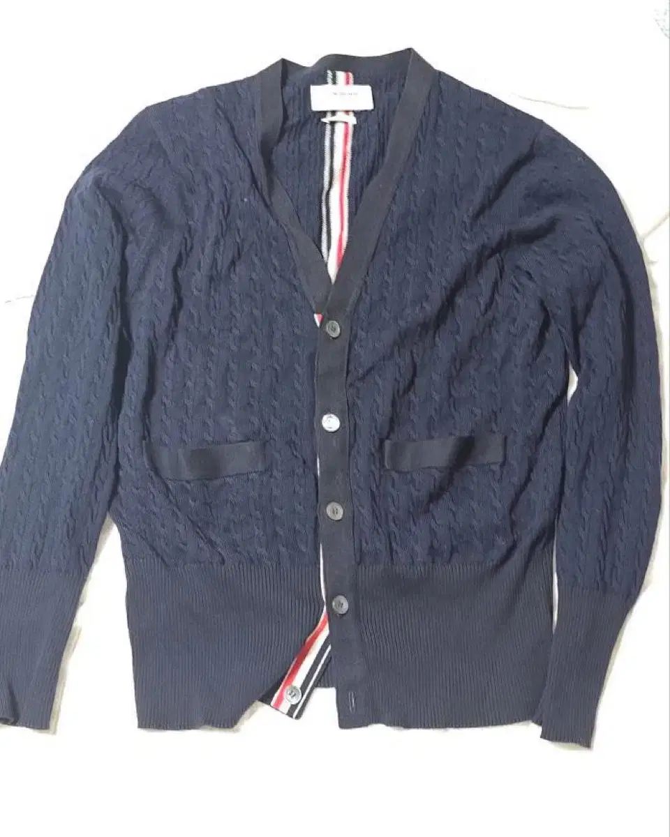 Thom Browne トム ブラウン ケーブル カーディガン 売っています 緊急