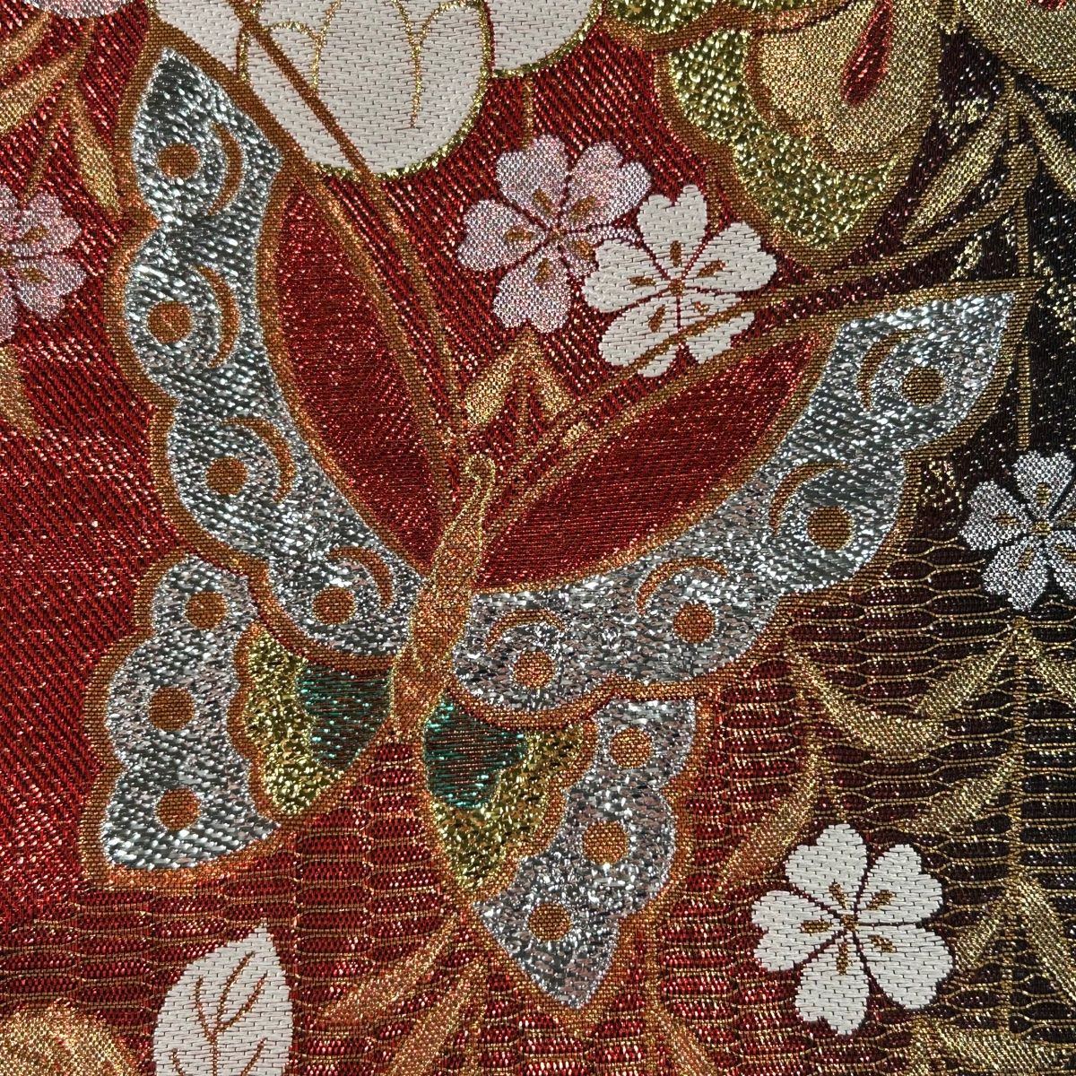 袋帯 美品 秀品 振袖向き 蝶 草花 箔 金銀糸 赤 六通 正絹
