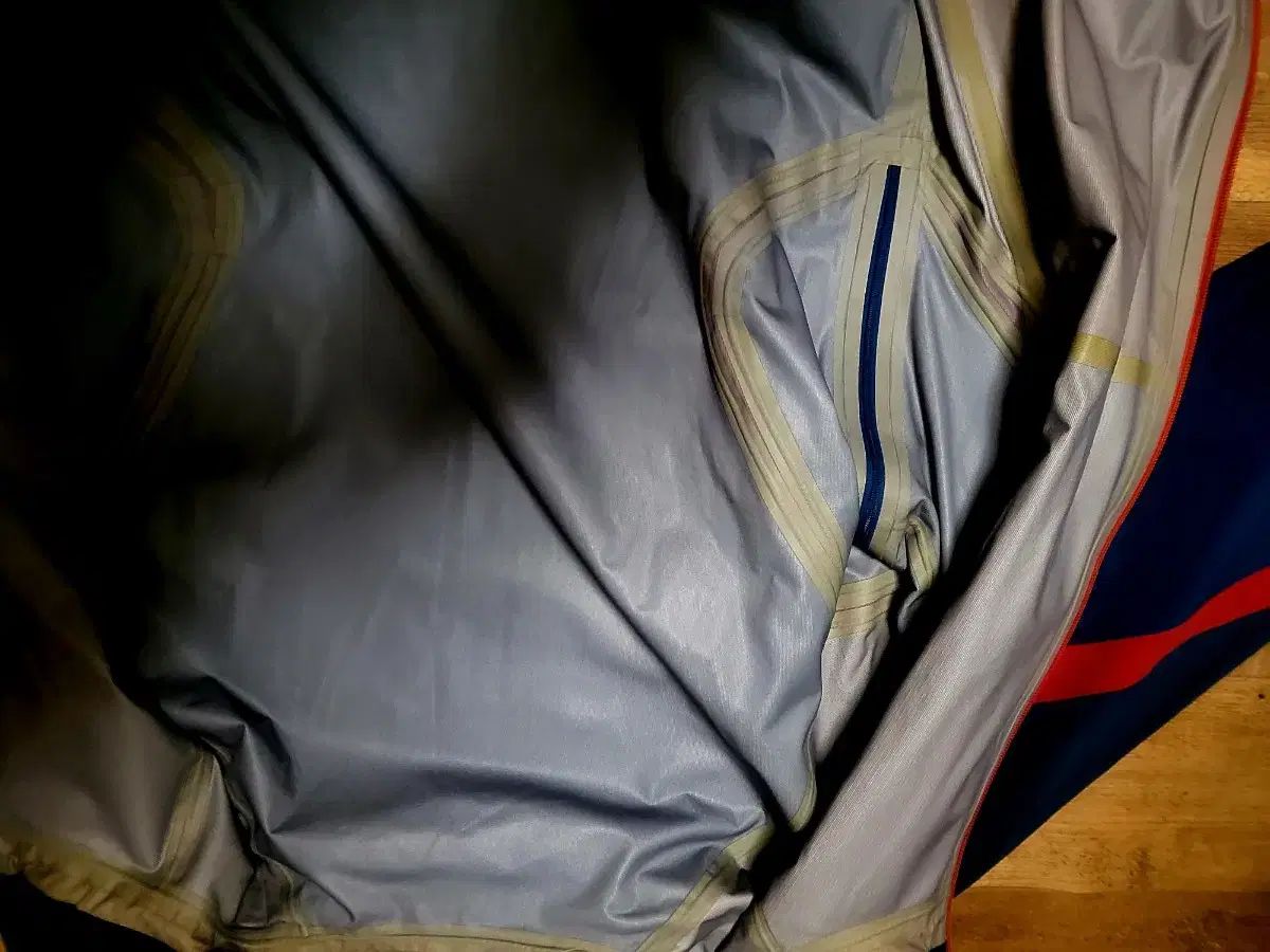 ネパ-男性 登山