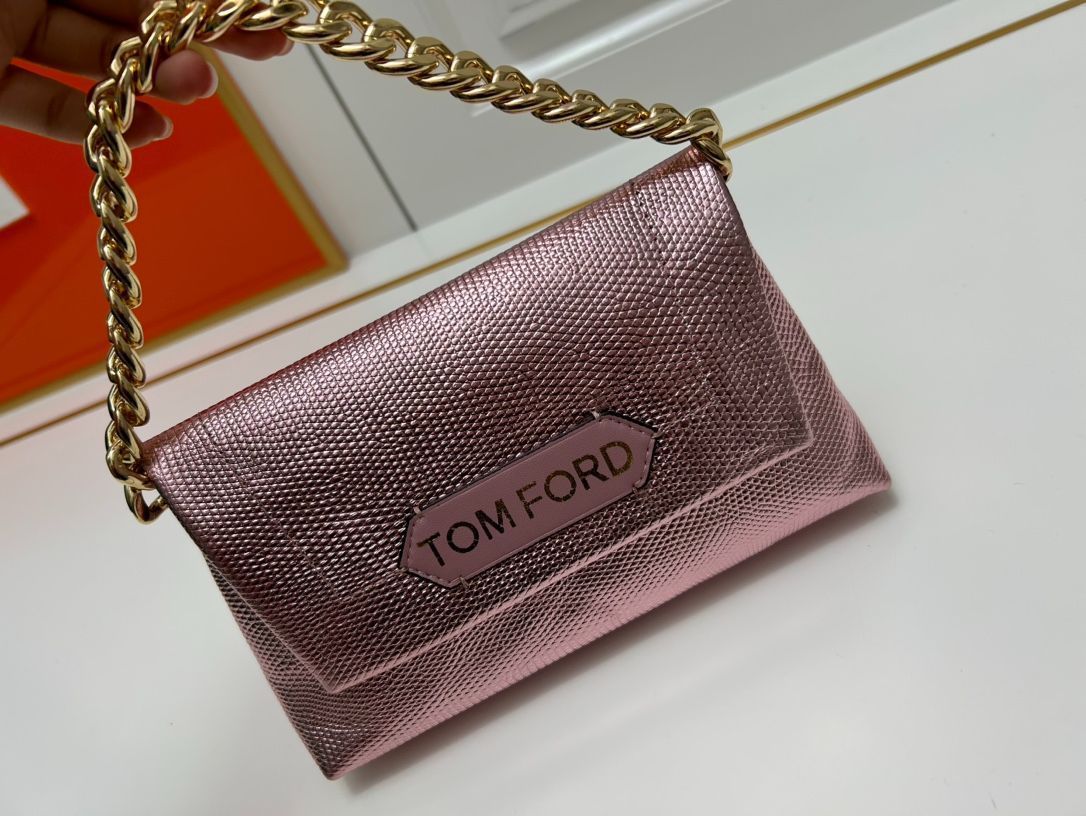 本日限定特価】TOM FORD メタリックチェーンハンドバッグ 小