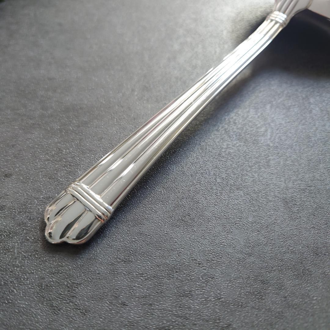 ソースレードル