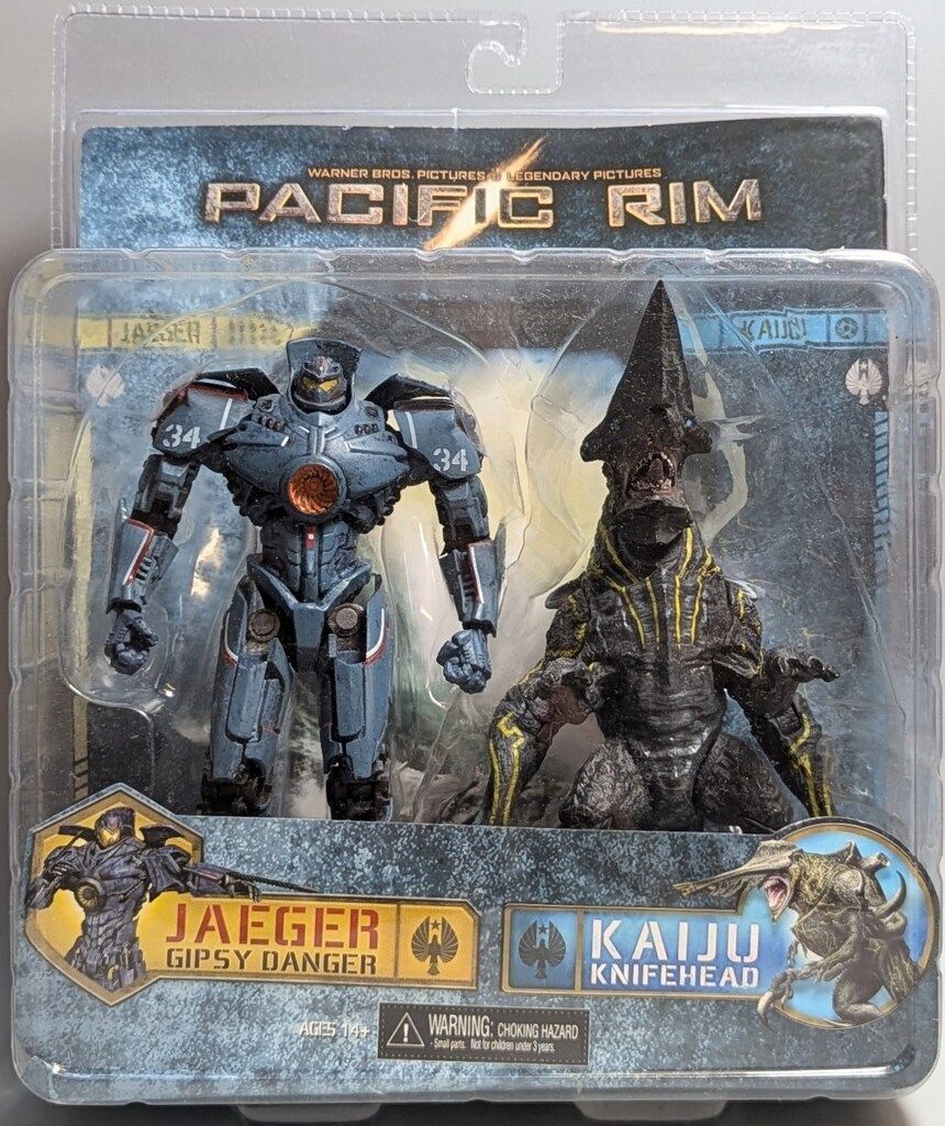 NECA ACTION FIGURE GIPSY DANGER - KNIFEHEAD 7インチ