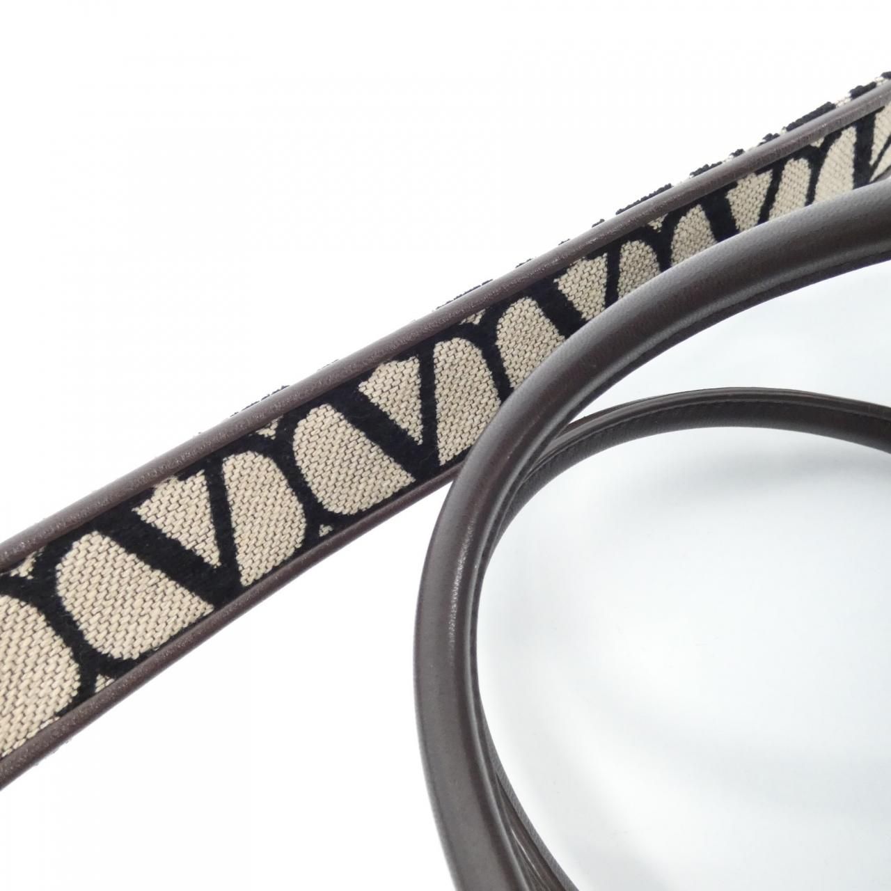 ヴァレンティノガラヴァーニ 2W2B0L76HUJ バッグ - メルカリ 