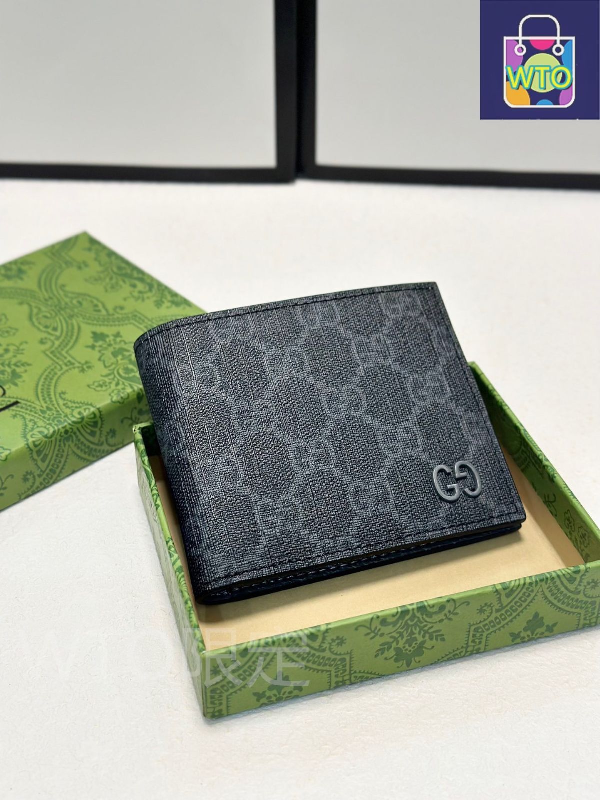 今日 GUCCI コーヒー色 11x9 シルクプリント ショートウォレット 送料無料 価格