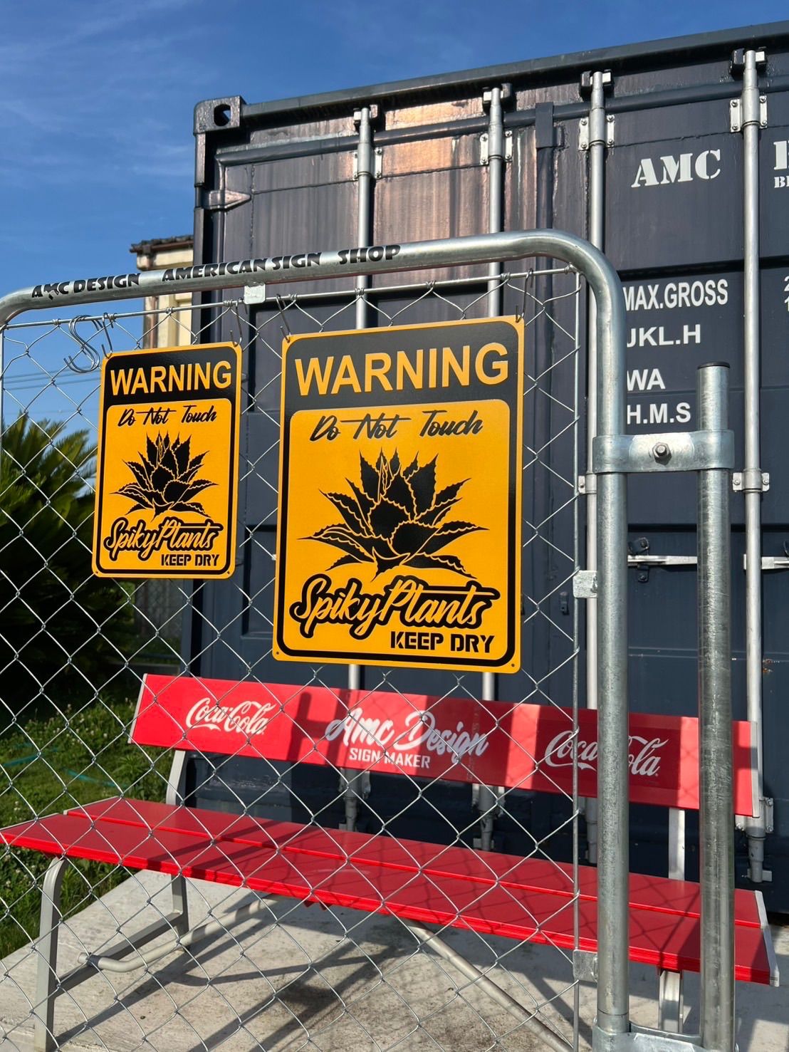 アガベSPIKY PLANTSアルミ看板 - メルカリ