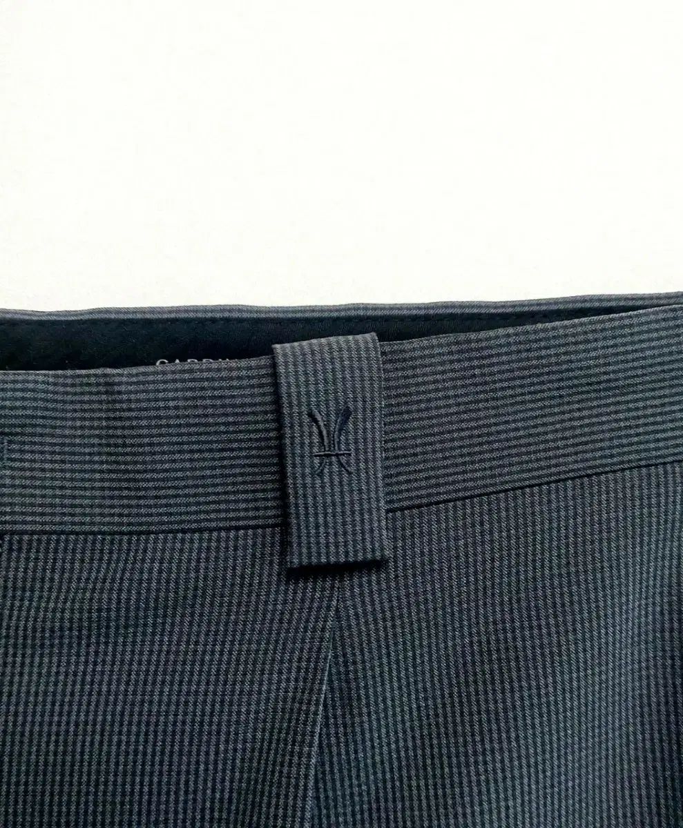 未使用タグ付き PERSON'S ネイビー ストライプスーツ サイズA5