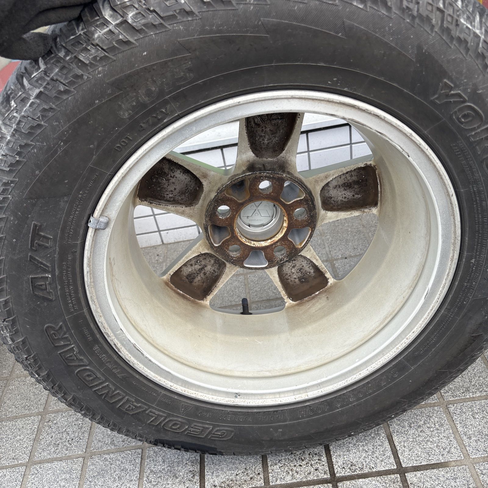 １６インチ サイズ
