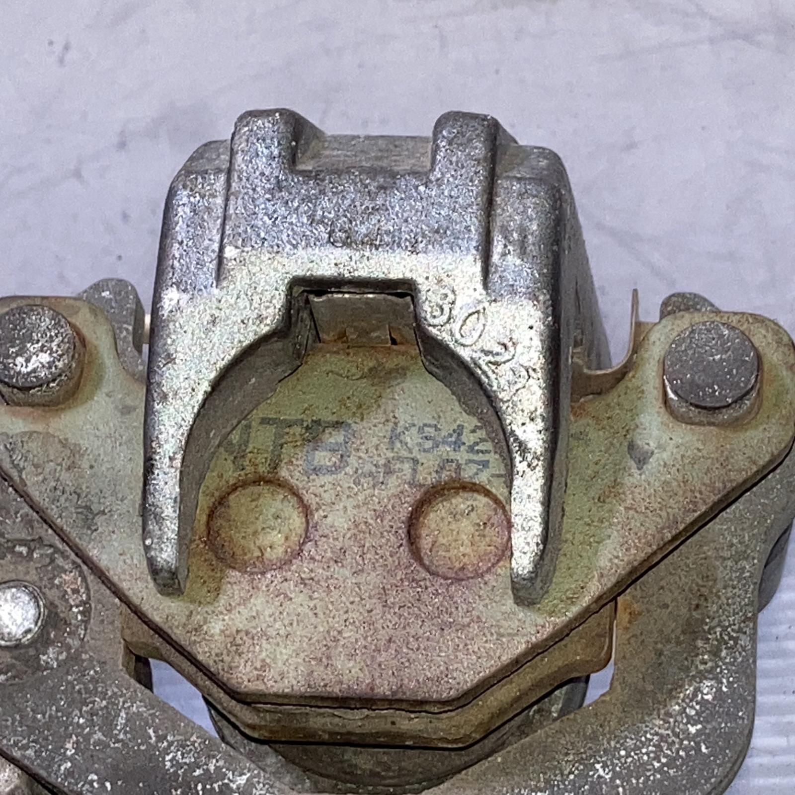 KAWASAKI バリオス250 ZR250A リアブレーキキャリパー BALIUS 250 (C 