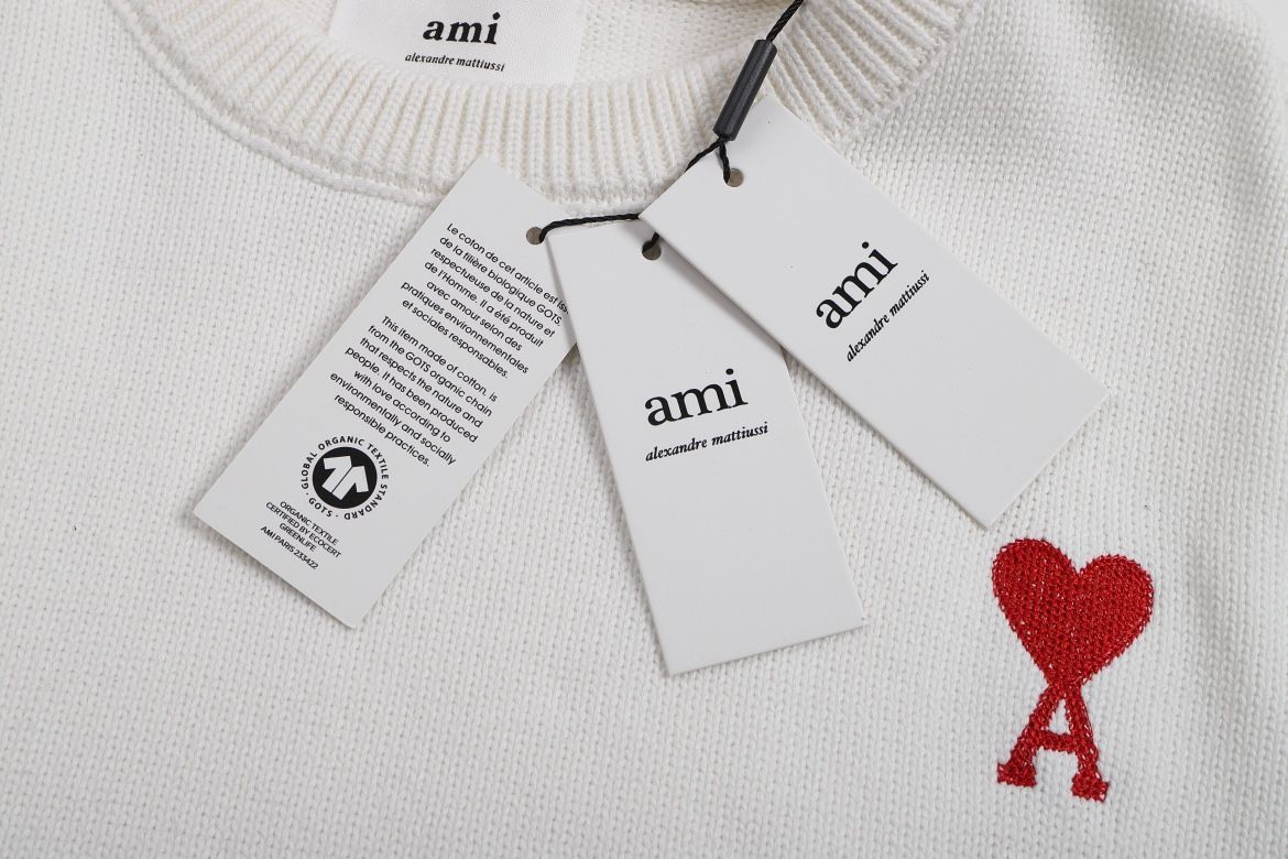 AMI PARIS アミパリス スウェット トレーナー パーカー 刺繍 長袖  フードなし ハートロゴ 男女兼用 カジュアル ストリート ファッション 秋 冬 S M L XL ホワイト