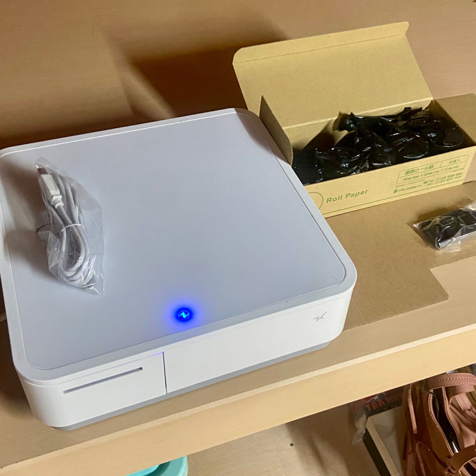 使用1年以内の ♪ スター精密 レシートプリンター ホワイト POP10 WHT JP レシートロール5巻付き♪