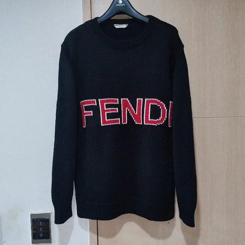 フェンディ 正規品